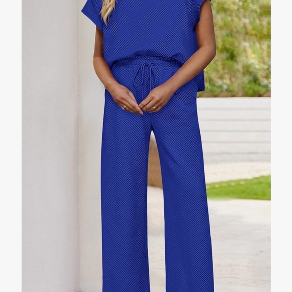 Vibrant Blue Textured Lounge Set. Wide leg pant.